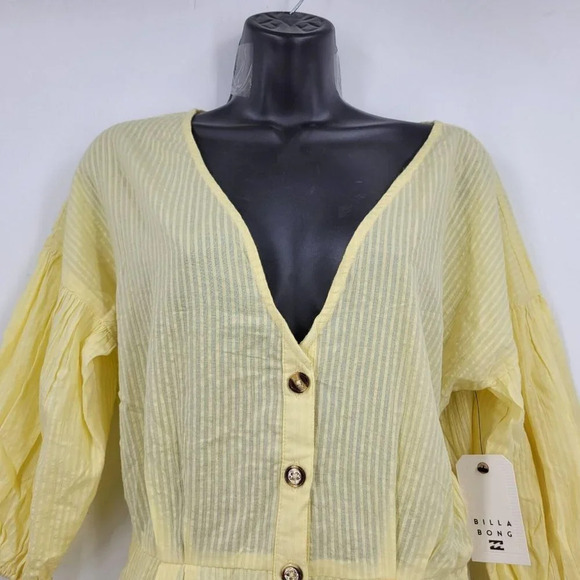 Billabong Womens Sun Valley Button Front Seersucker Romper Sunbeam Size M NWT‎ - Picture 3 of 11